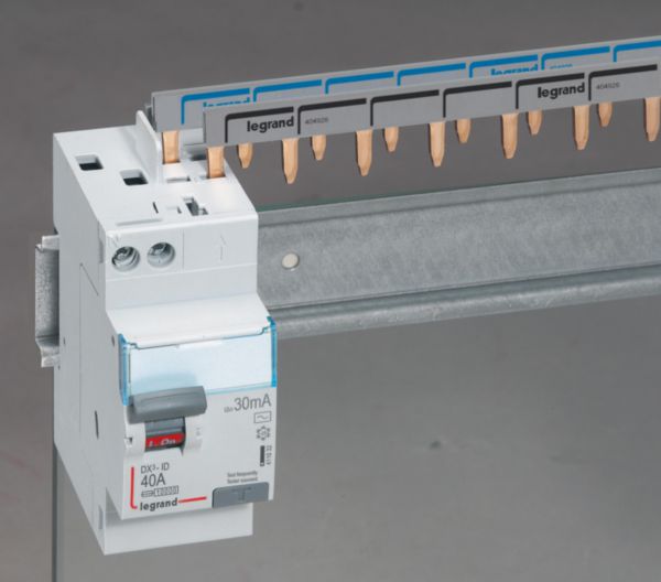 Interrupteur Différentiel Legrand 40A Type A 30mA - Protection Obligatoire Pour Circuits Cuisson, Lave-linge, Voiture électrique
