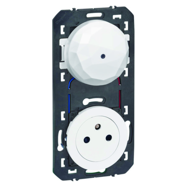 Pack Control dooxie with Netatmo pour installation connectée avec 1 Prise 2P+T 16A - Blanc
