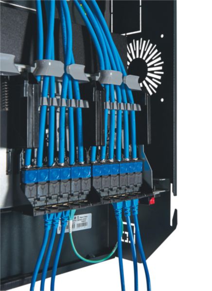 Pack coffret vertical tertiaire de proximité Linkeo 19pouces pour installation à partir de 6 liens RJ45