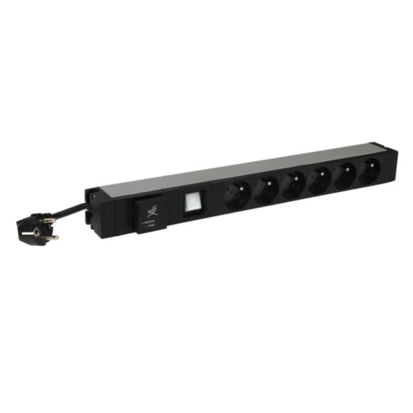 PDU avec parasurtenseur 19pouces 1U LCS³ avec 6 prises 2P+T et cordon d'alimentation 3m avec fiche 2P+T 16A
