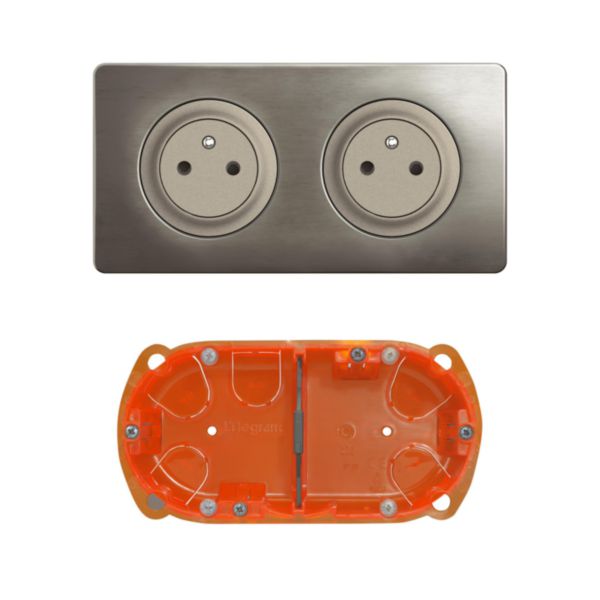 Double prise de courant avec terre précâblée Céliane Surface Confort avec plaque et boîte à encastrer - Titanium
