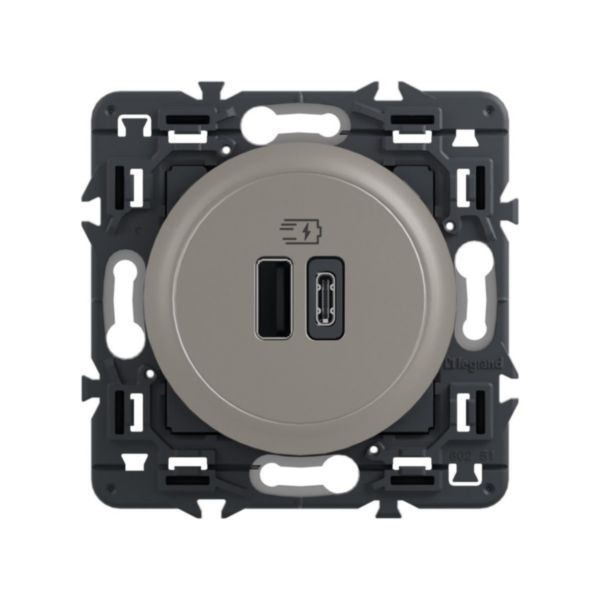 Prise double USB Céliane Type A+C - 20W Power Delivery - Titanium avec support, à équiper d'une plaque