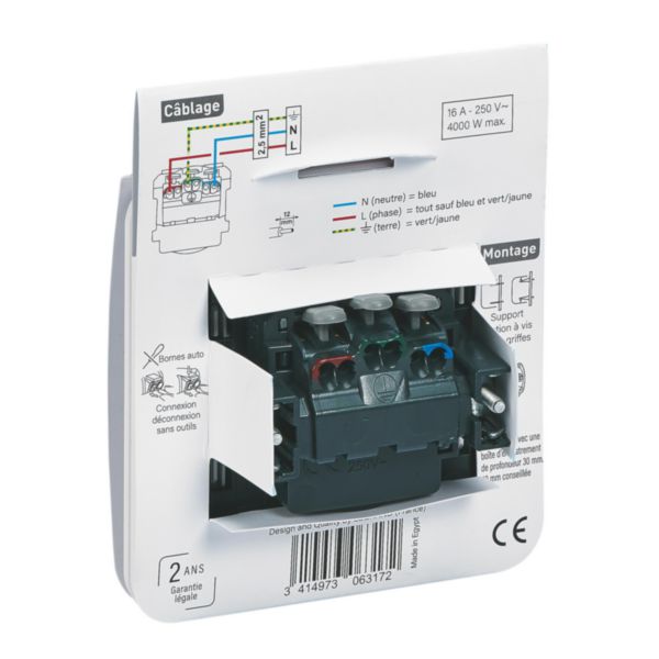 Prise de courant avec terre 2P+T Surface Neptune 16A Bornes automatiques - Finition blanche