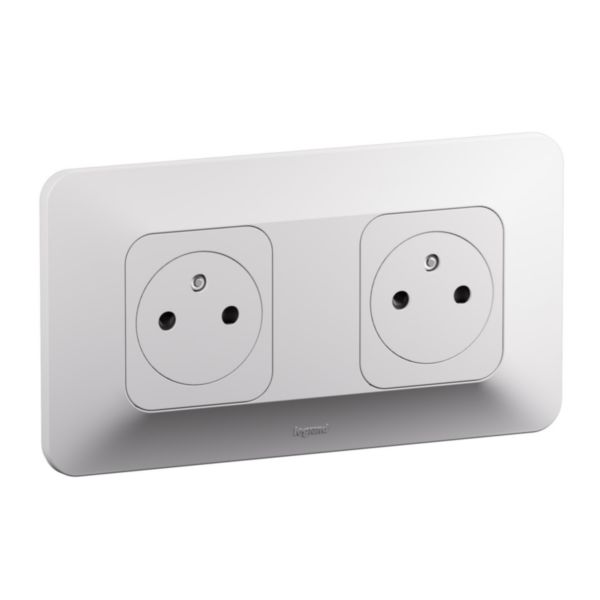 Double prise de courant avec terre Surface hori. Neptune 16A Bornes automatiques- Finition blanche