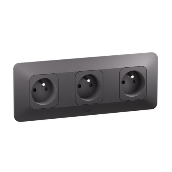 Triple prise de courant avec terre Surface hori. Neptune 16A Bornes automatiques- Finition Noire