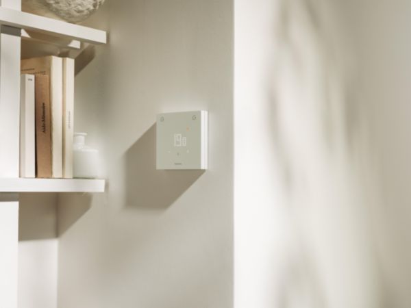 Thermostat d'ambiance sans fils connecté programmable ORGINAL NETATMO avec App Home + Control - compatible MATTER