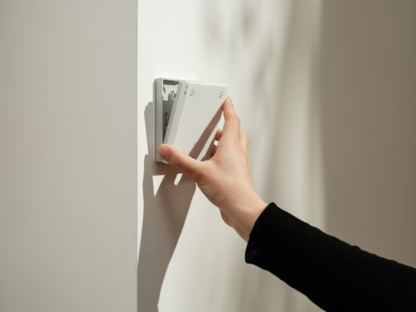 Thermostat d'ambiance sans fils connecté programmable ORGINAL NETATMO avec App Home + Control - compatible MATTER