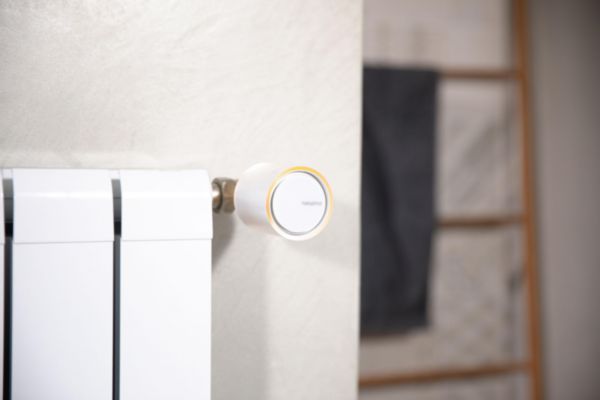 Tête Thermostatique Additionnelle Intelligente Netatmo fonctionne avec Thermostat ou Starter Pack Intelligents
