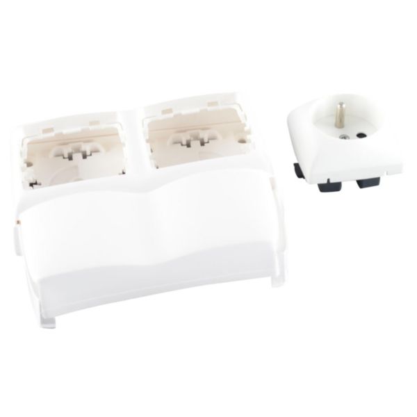 Prise 2P+T + emplacement vide saillie pour moulure Keva haut.15mm cadre double équipé de mécanisme Appareillage Saillie de Legrand ASL