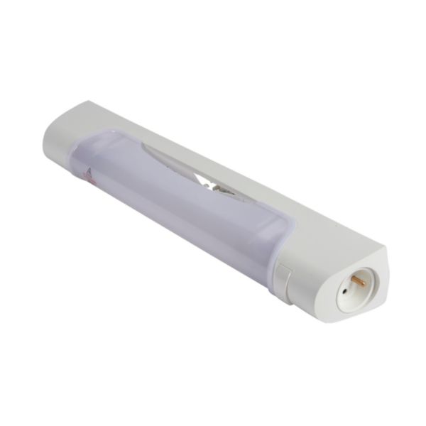 Applique standard 470mm IP21 et IK04 Prismaline équipée de tube LED S19 avec interrupteur et prise 2P+T