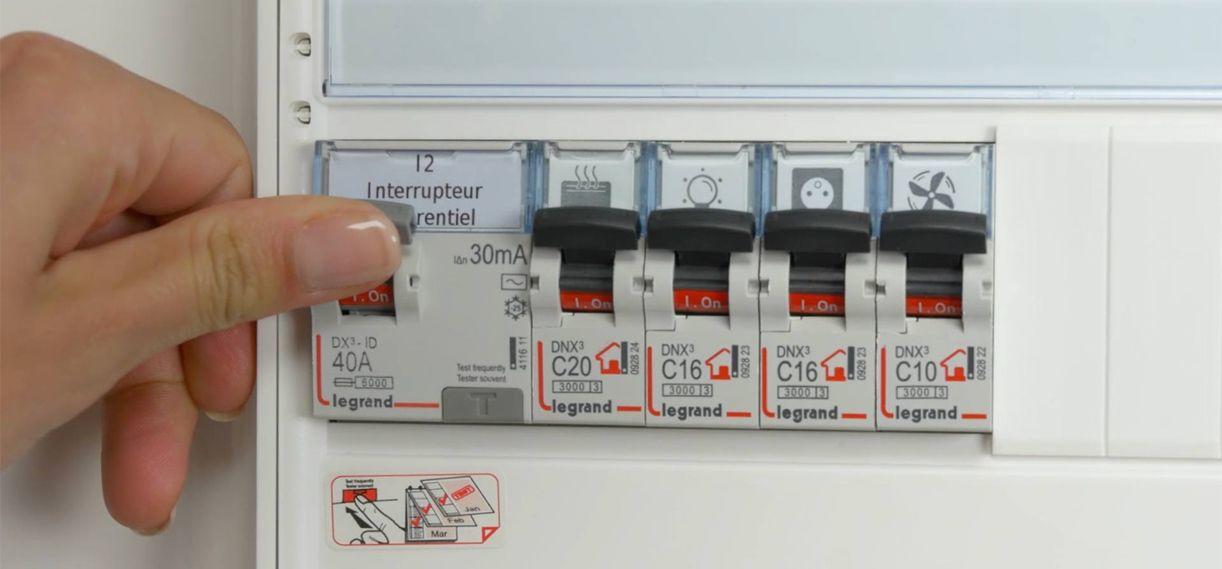 Installation facile de l'Interrupteur différentiel 40A - LEGRAND