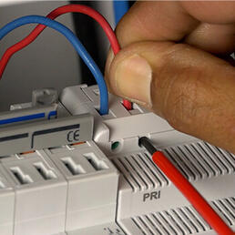 03 instal alimentation dans tableau 2 350x350