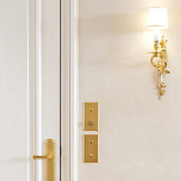 hotel bristol art memoire porte 350x350