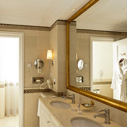 suite sdb hotel paris monaco 350x350