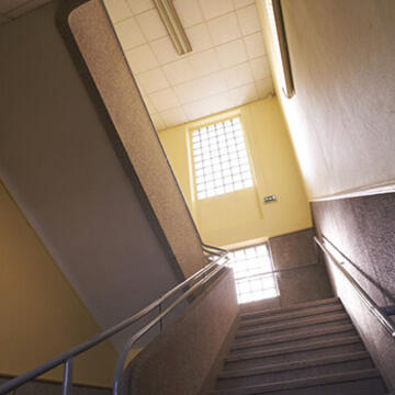 cage escalier immeuble 350x350