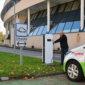 Formations Recharge pour véhicules électriques Infrastructures de recharge pour véhicules électriques (IRVE)-Niveau 2