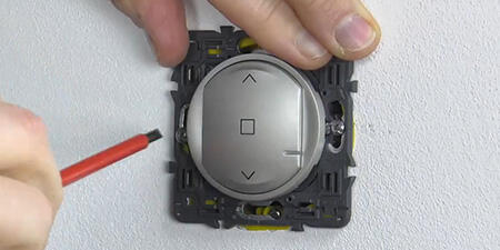 02 fixation inter vr mur 450x225