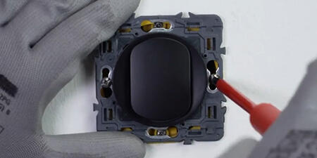 03 fixe inter mur 450x225