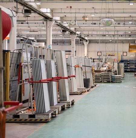 legrand usine 700x700