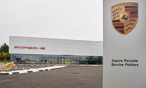Centre Service Porsche, le mélange entre esthétisme et performance