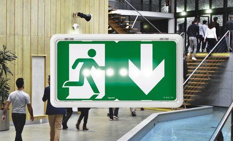 Evacuation du public : les avantages de la visibilité augmentée 