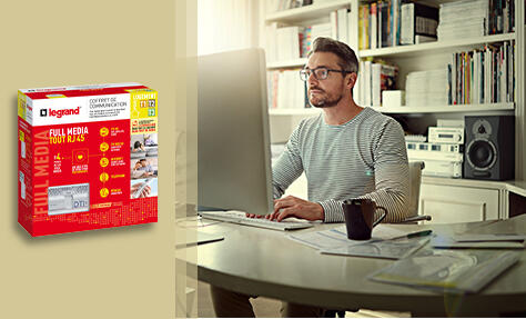 Comment brancher un kit de liaison multimédia au coffret de communication Legrand