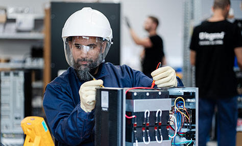 Découvrez les formations Legrand Énergies Solutions sur les onduleurs