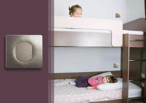 Pratiques, les commandes sans fil Céliane™ with Netatmo repositionnables