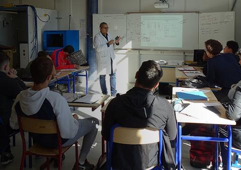 Domotisation de la cabine 3 D du lycée 