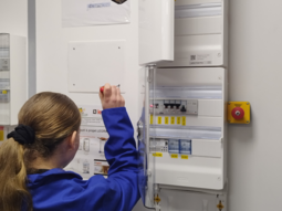 Sécurité et conformité des ERP : solutions SSI et BAES SATI Legrand