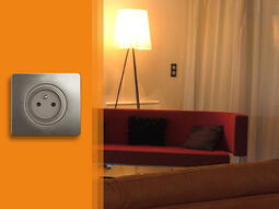 Comment installer une prise de courant connectée Céliane™ with Netatmo ?