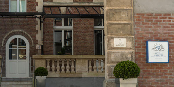 pro solproj hotel marotte amiens mobile med01 1
