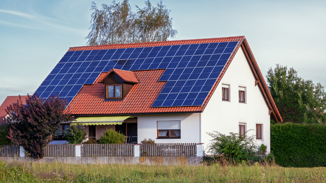 Installations photovoltaïques pour le résidentiel : les solutions Legrand
