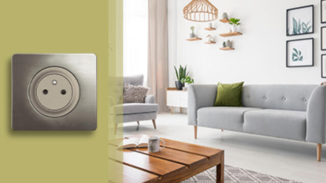 Comment remplacer une ancienne prise électrique par une neuve ? 