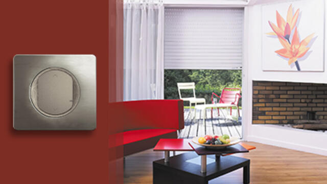 Équipements connectés et RE2020 : des solutions pour vos volets roulants électriques
