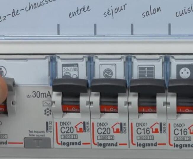 7 remontage manette disjoncteur tableau electrique 700x350
