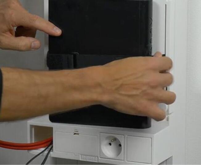 fixation support sur box 700x350