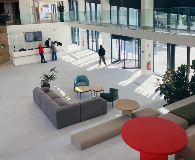 legrand campus bagnolet espace table 652x537