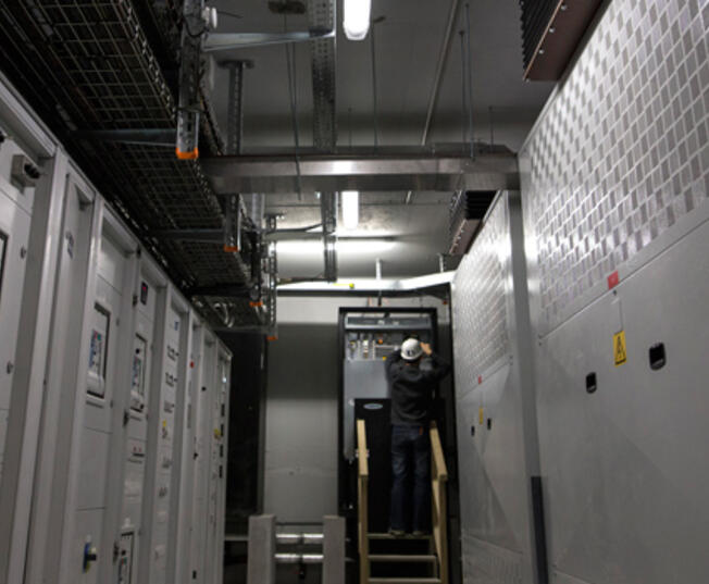 pro solproj burter tour incity lyon med05b 1
