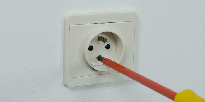 Comment Réparer Une Prise électrique