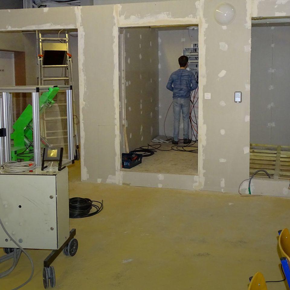 Rénovation lourde des bureaux de la « sucrerie de Lillers » en mettant en œuvre l’offre KNX Legrand .