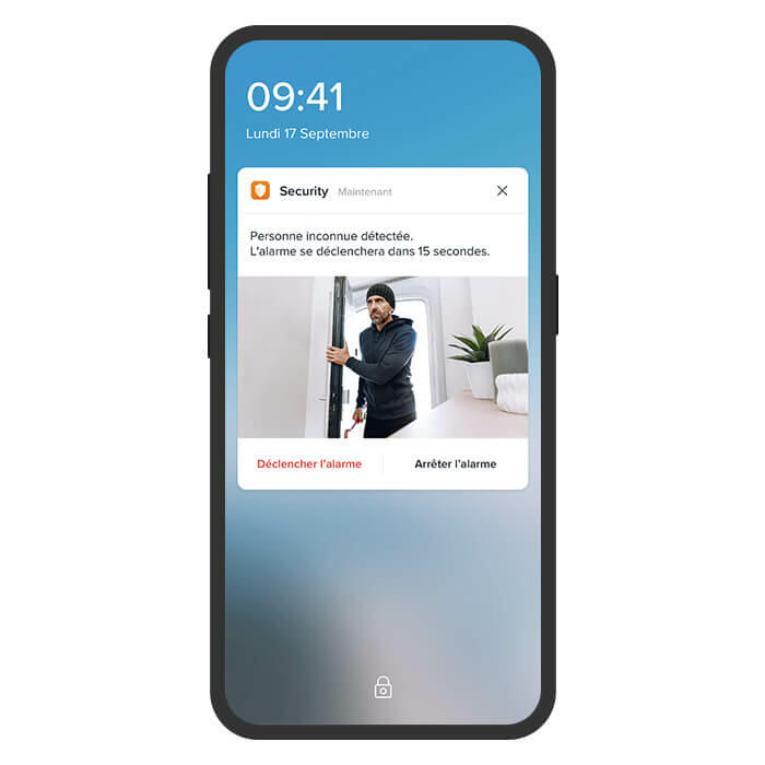 appli home control alerte securite 700x700
