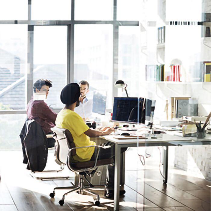 open space travaille bureaux 700x400