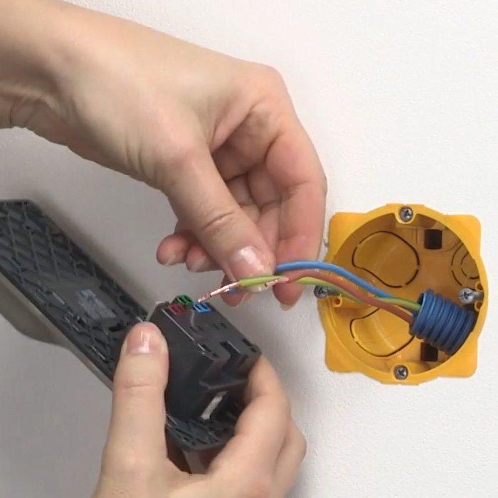 Comment installer une Prise USB Murale 