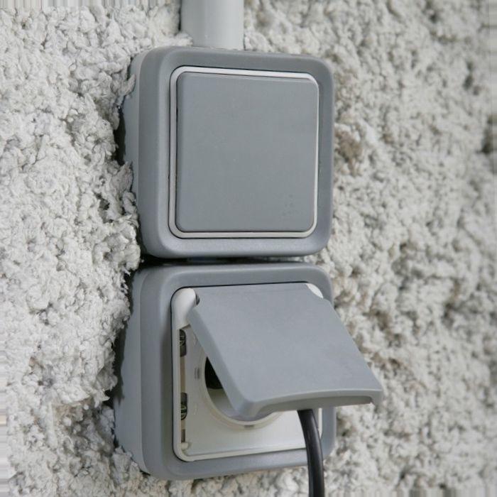 prise inter plexo mur 700x700